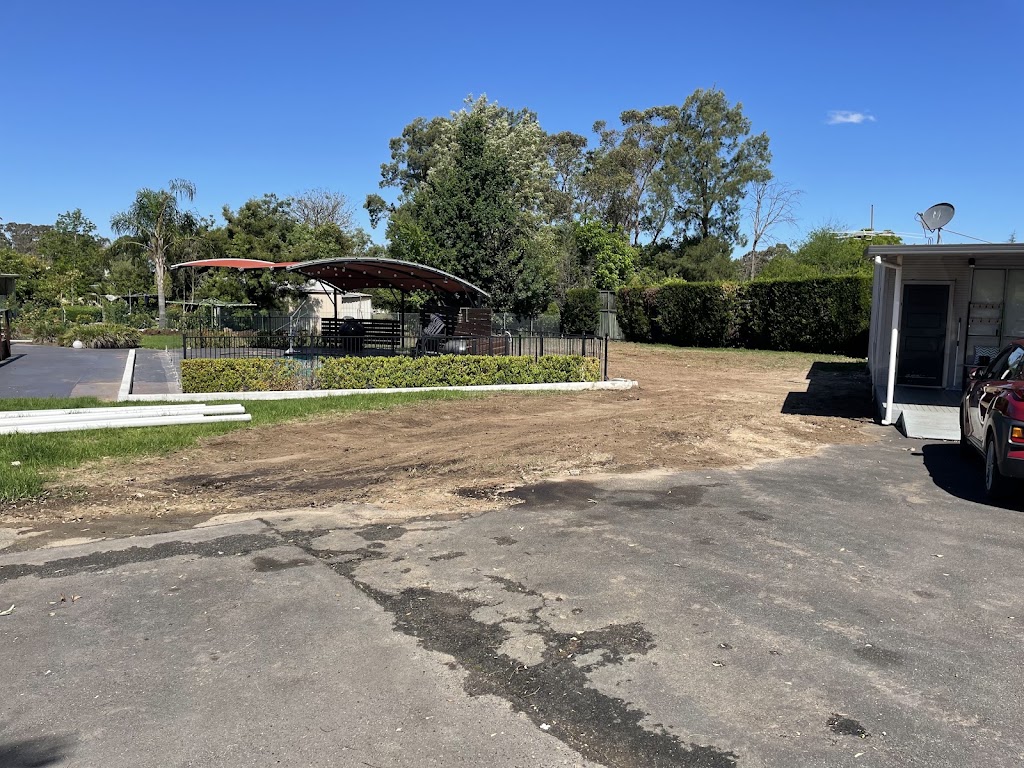 Sloane Plumbing & Excavations | 8 Iris Ct, Glenmore Park NSW 2745, Australia | Phone: 0411 024 106