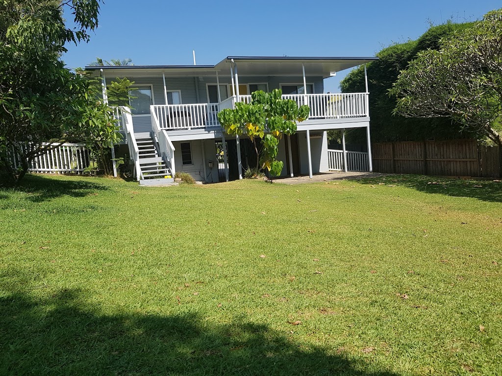 Moonee Beach House |  | 5 Wansborough Ave, Moonee Beach NSW 2450, Australia | 0427438918 OR +61 427 438 918