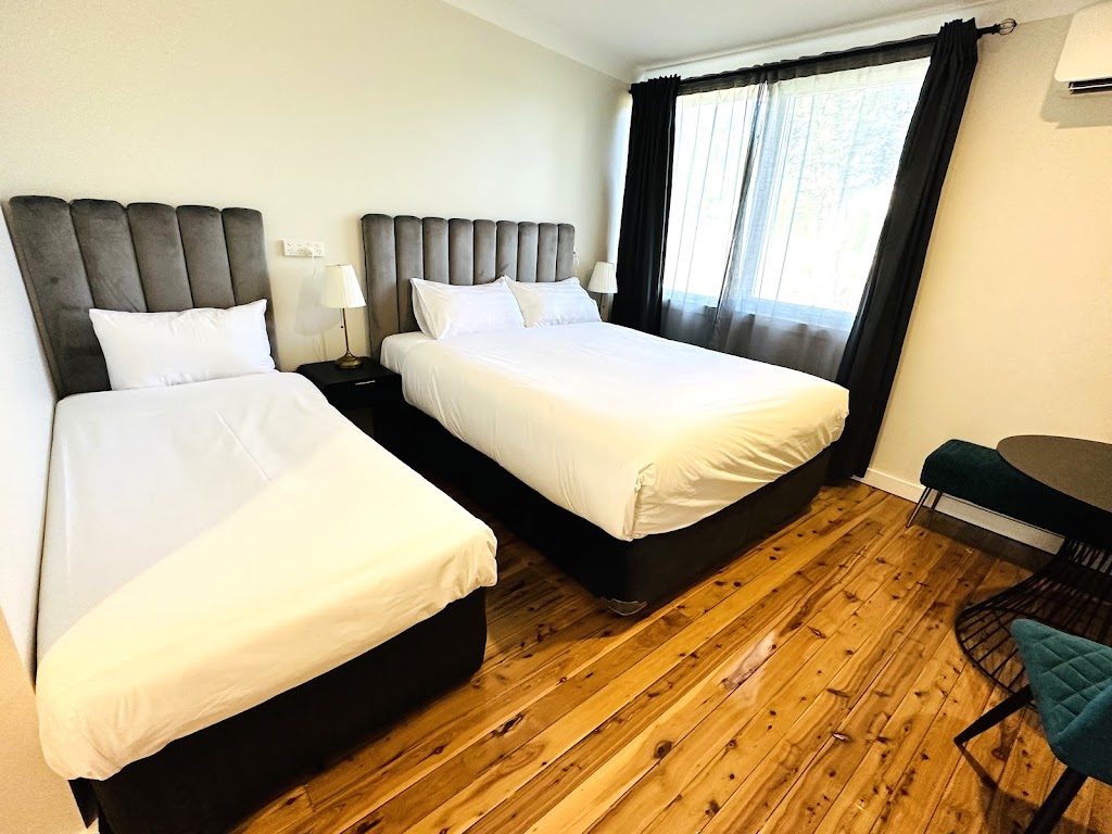 Seven Inn | lodging | 3935 Sturt Hwy, Wagga Wagga NSW 2652, Australia | 0269227210 OR +61 2 6922 7210