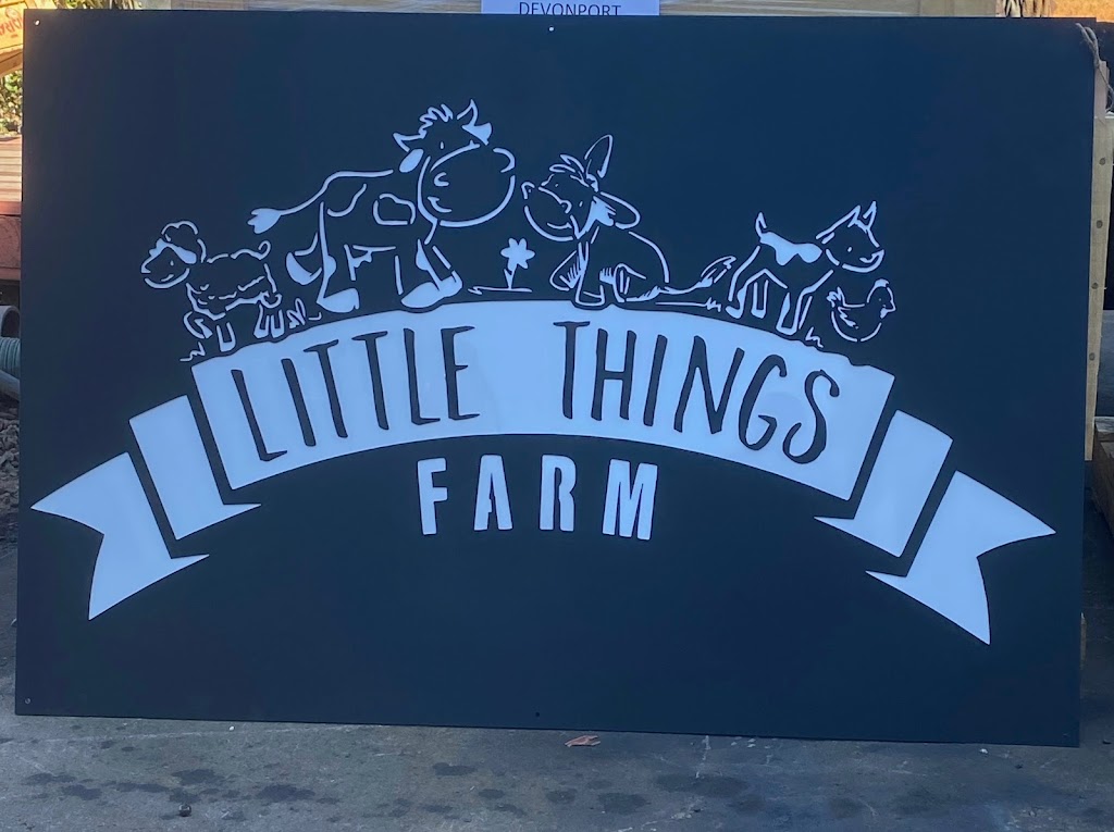 Little Things Farm Tasmania |  | 374 Quamby Brook Rd, Quamby Brook TAS 7304, Australia | 0408781023 OR +61 408 781 023