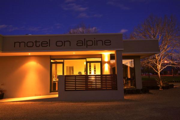 Motel on Alpine | lodging | 258 Great Alpine Rd, Myrtleford VIC 3737, Australia | 0357521438 OR +61 3 5752 1438