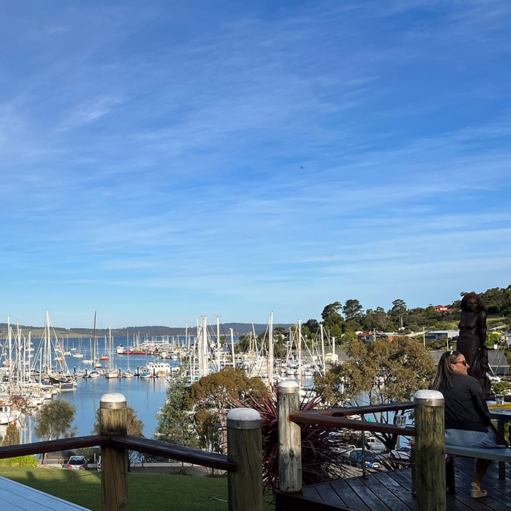 Hobart Scenic House Boat Accommodation | 61 Ferry Rd, Kettering TAS 7155, Australia | Phone: 0412 849 935