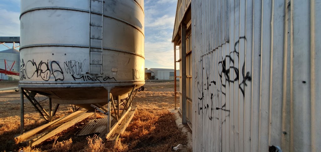 Yarrawonga Railway Station | Lott St, Yarrawonga VIC 3730, Australia | Phone: 0428 431 124