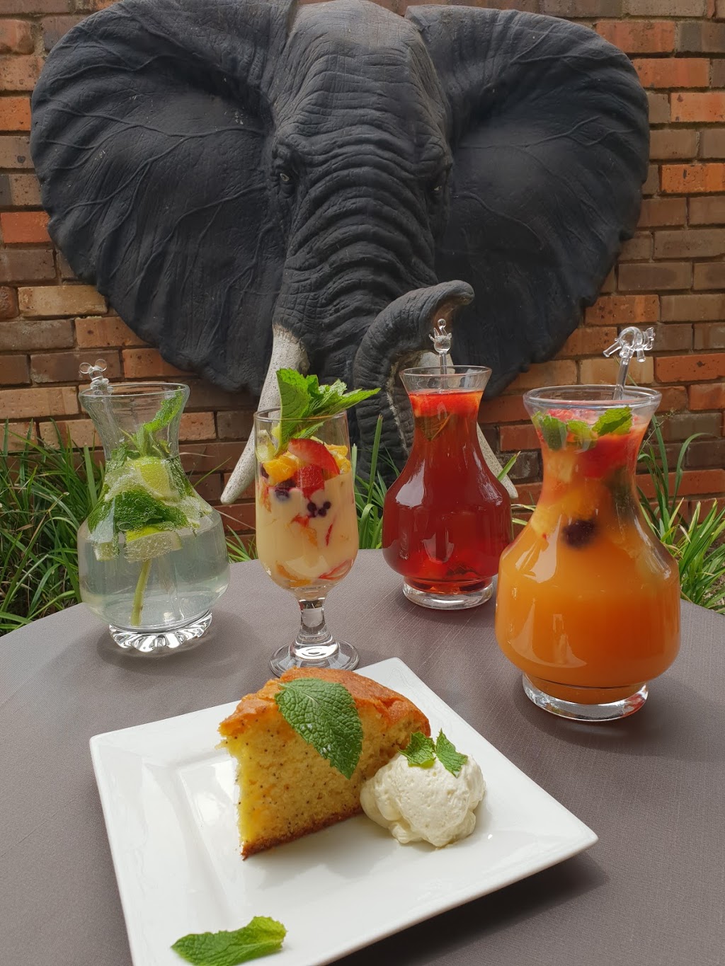 Elephants Rest: African Garden Gallery | cafe | 28 Montefiore St, Callington SA 5254, Australia | 0410027977 OR +61 410 027 977