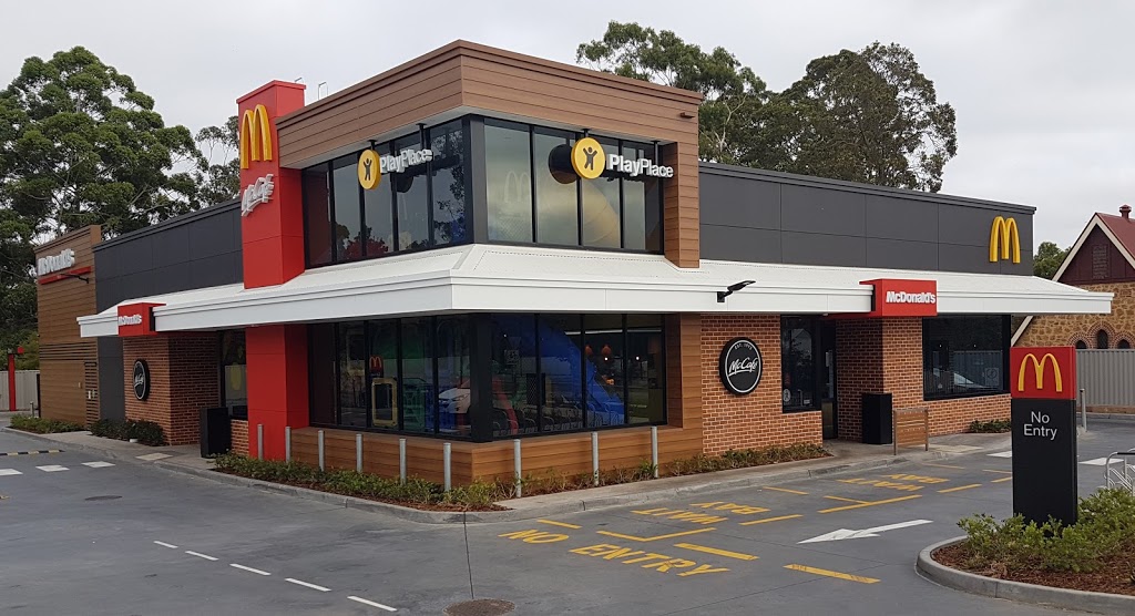 McDonalds Mundaring | cafe | 7 Mann St, Mundaring WA 6073, Australia | 0892946700 OR +61 8 9294 6700