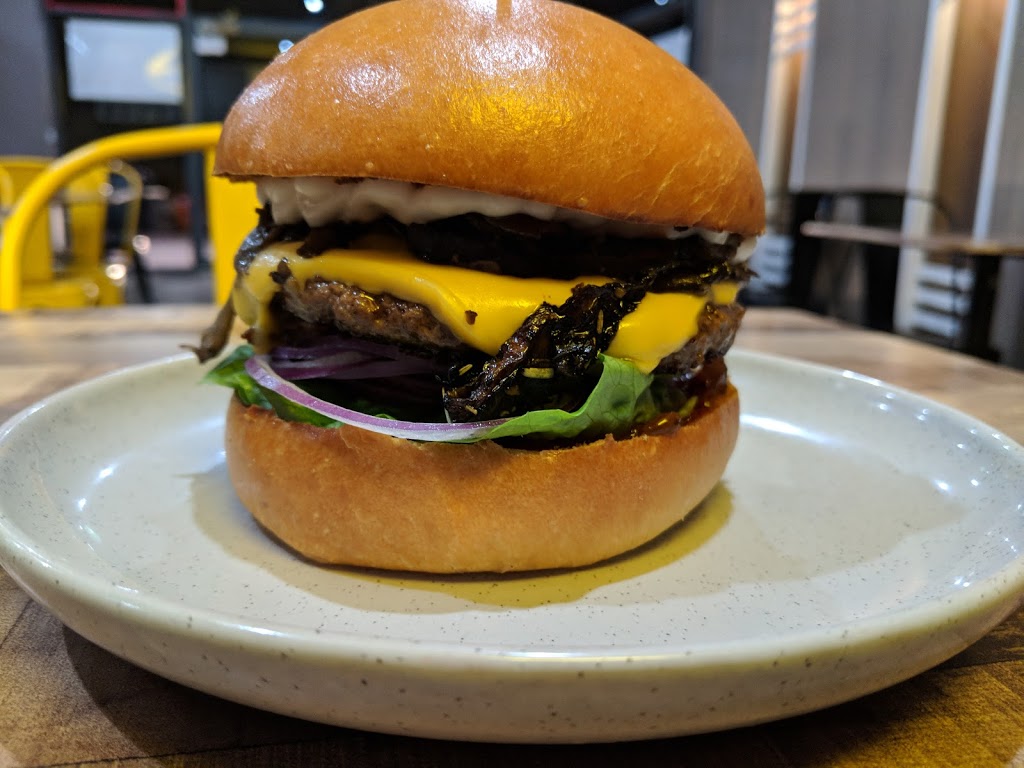 BurGur ???????? | restaurant | Heritage Springs Shopping Centre, 11/1 Livingstone Boulevard, Pakenham VIC 3810, Australia | 0359402718 OR +61 3 5940 2718