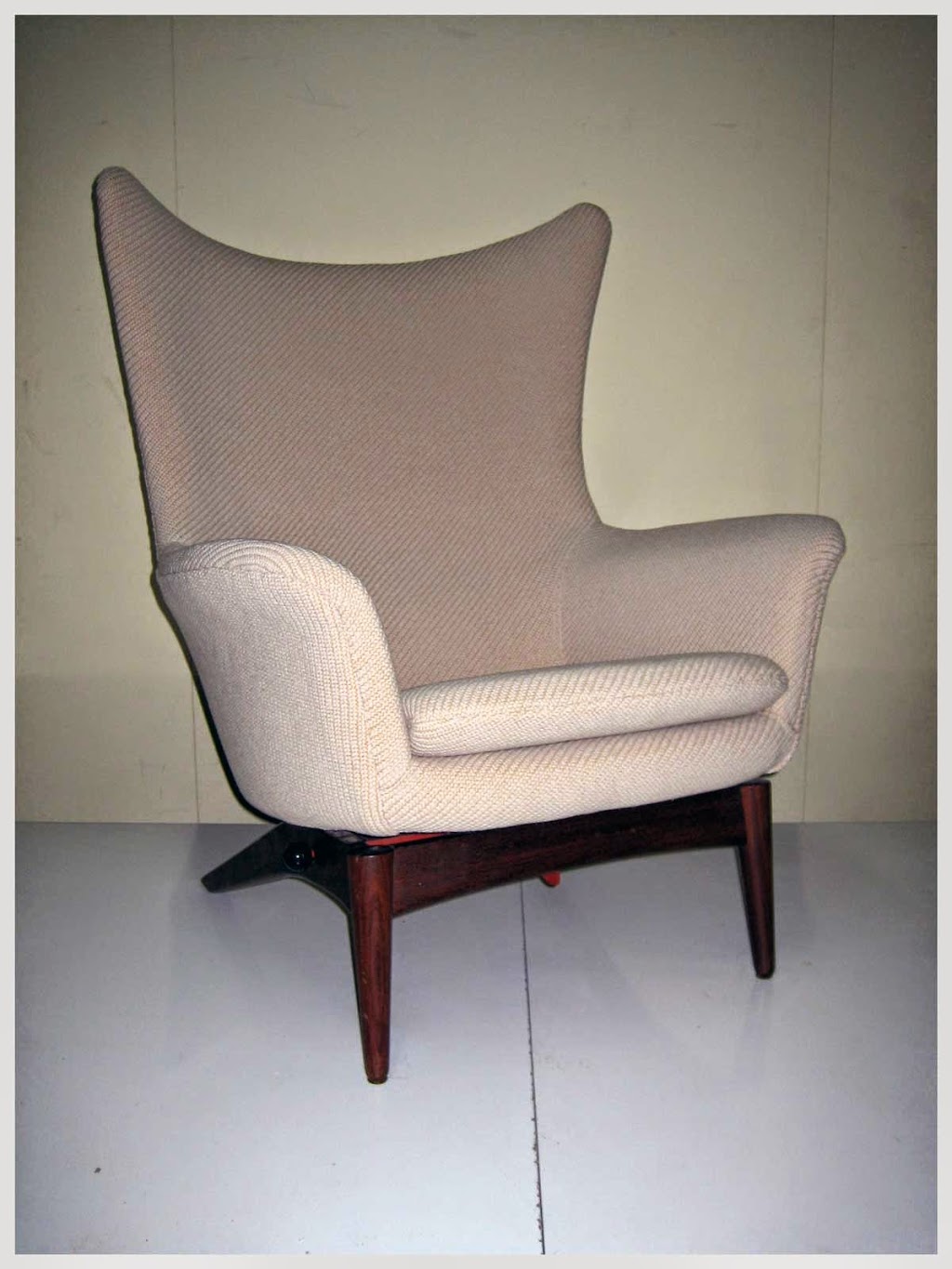 Nucleus Upholstery & Restoration | furniture store | 29 Albert St, Northcote VIC 3070, Australia | 0408890120 OR +61 408 890 120