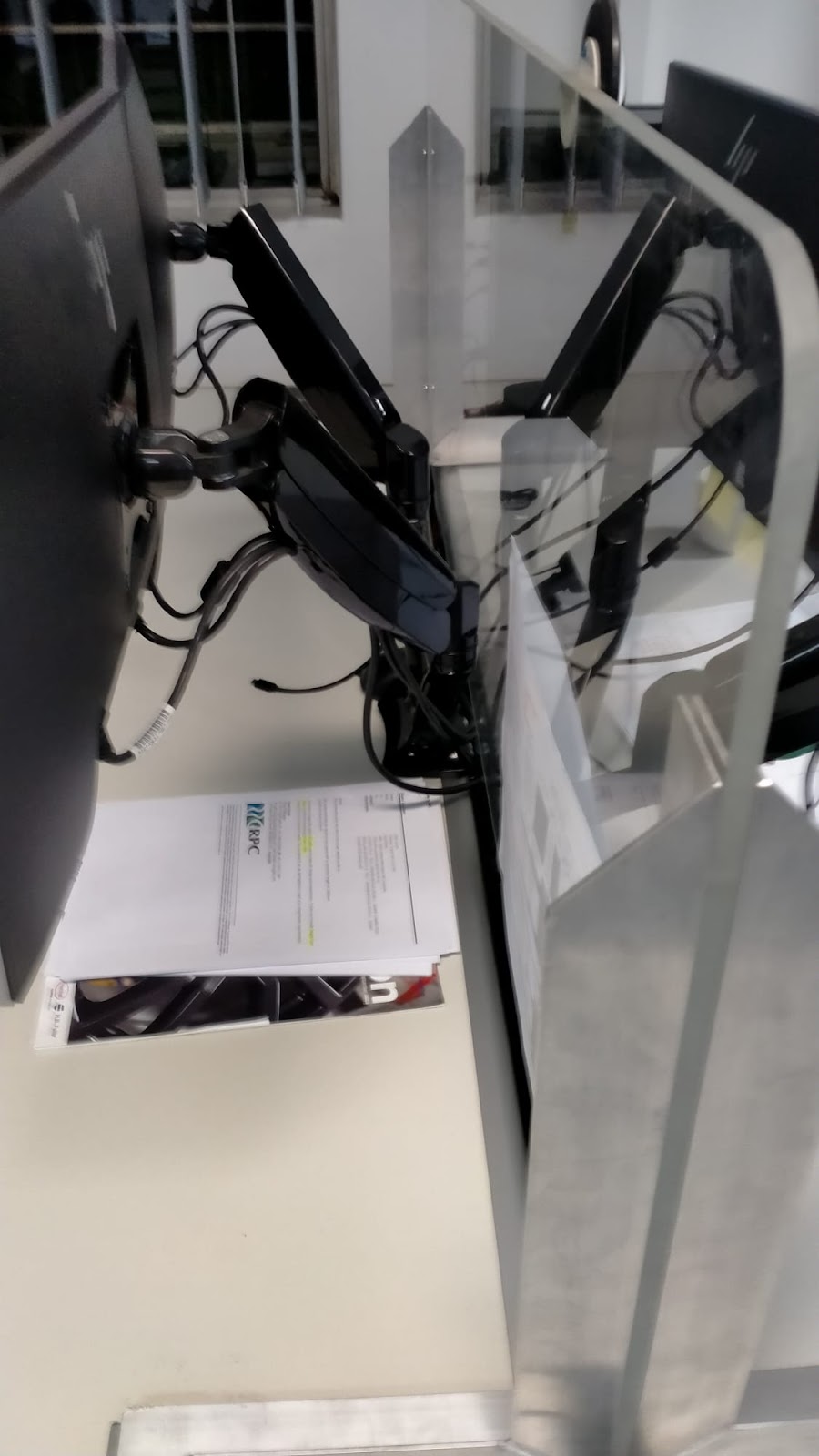 Every day bright clean | 21 Rignold St, Doonside NSW 2767, Australia | Phone: 0469 882 926
