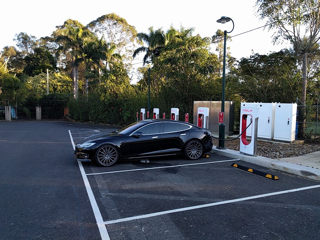 Tesla Supercharger |  | Macadamia Castle, 419 Hinterland Way, Knockrow NSW 2479, Australia | 0280152834 OR +61 2 8015 2834