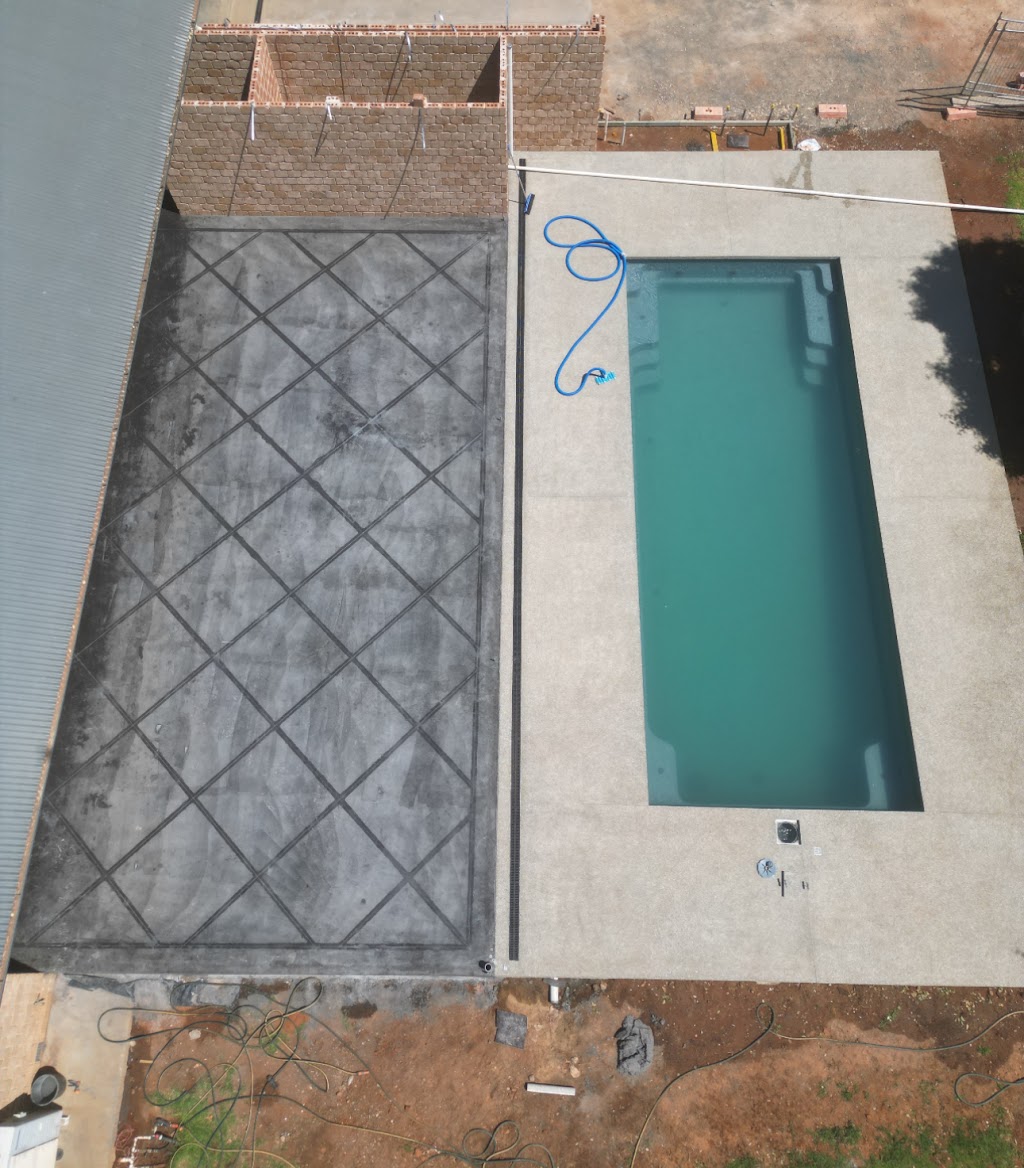 McRae Concrete Constructions | 51 Madden Dr, Griffith NSW 2680, Australia | Phone: 0421 425 740