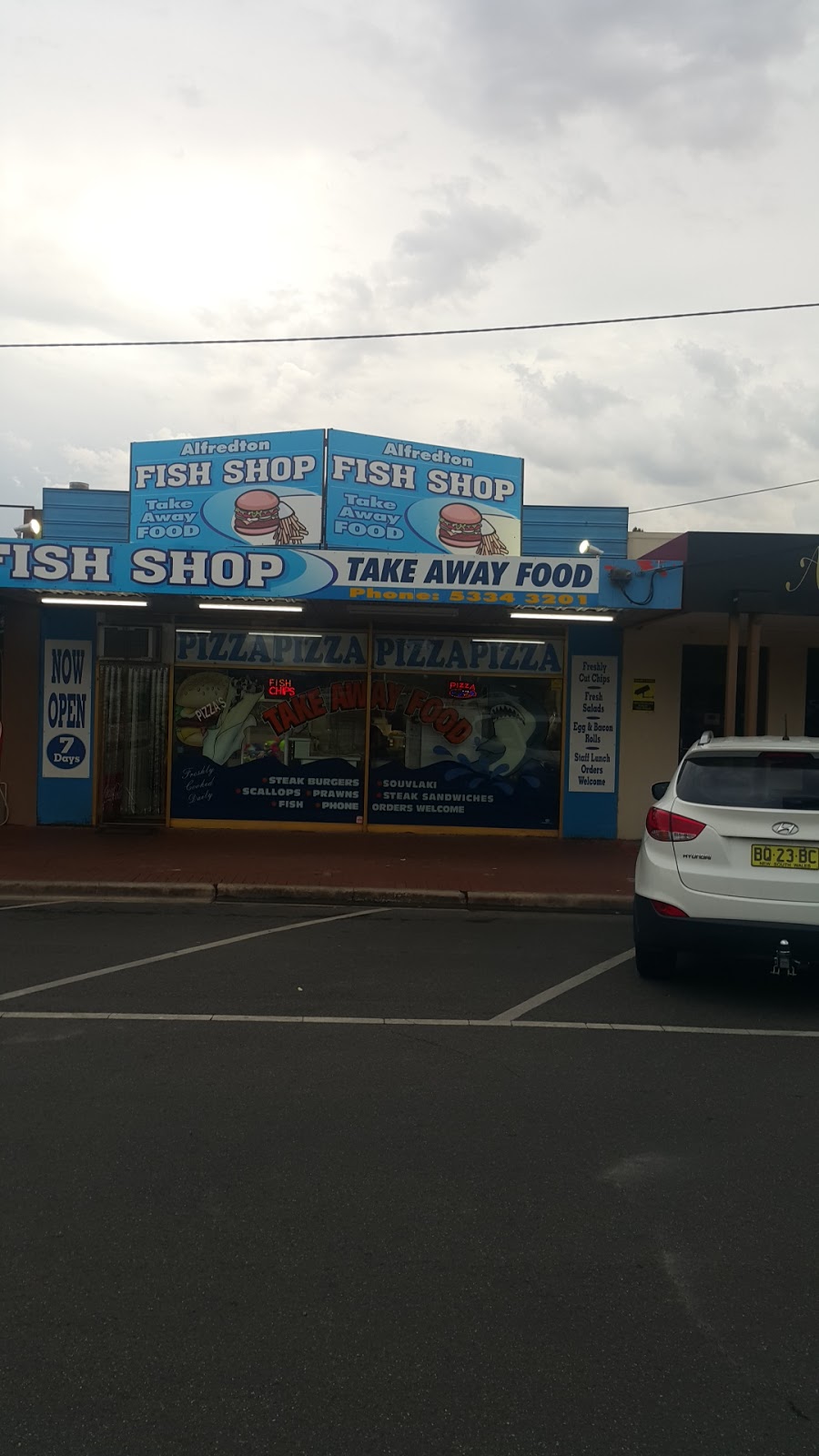 The Alfredton Fish Shop | meal takeaway | 1773 Sturt St, Alfredton VIC 3350, Australia | 0353343201 OR +61 3 5334 3201