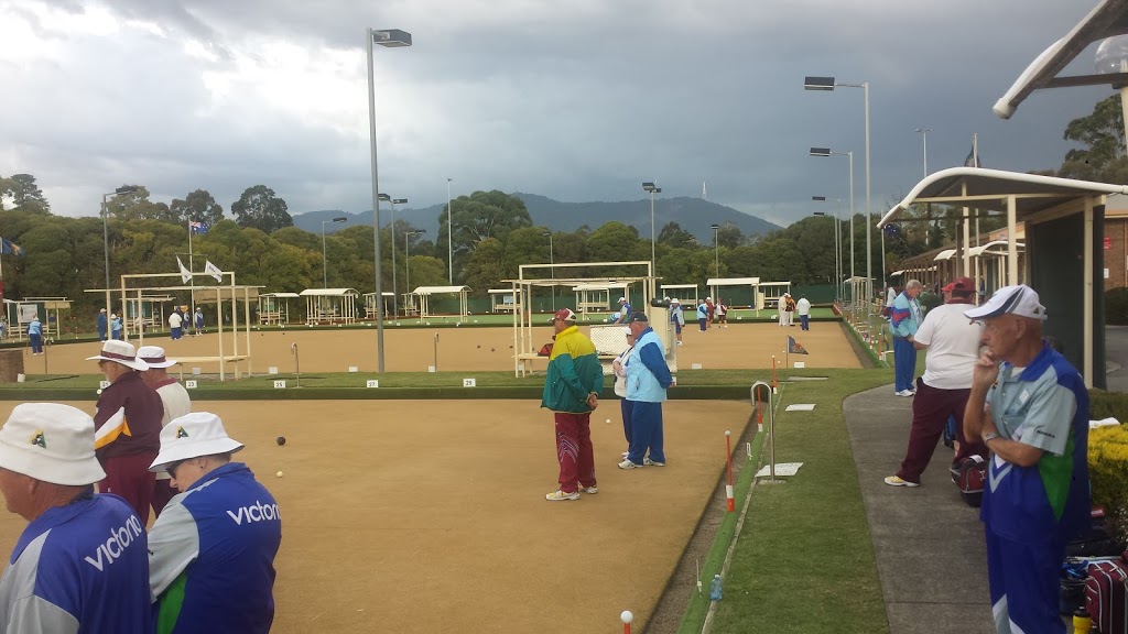 Mooroolbark Bowls Club | 170 Hull Rd, Mooroolbark VIC 3138, Australia | Phone: (03) 9725 3131