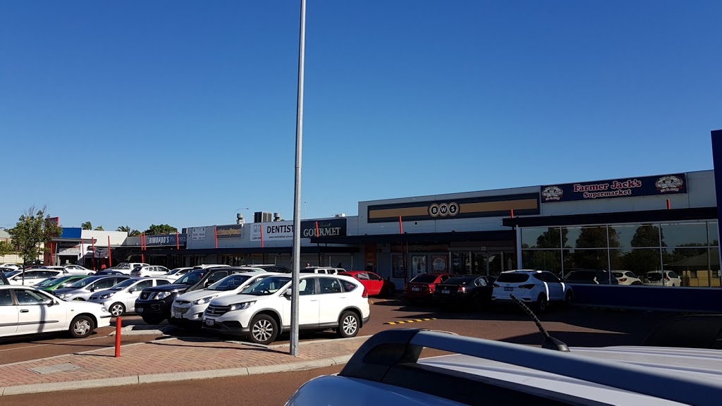 Landsdale Forum Shopping Centre | 131 The Broadview, Landsdale WA 6065, Australia