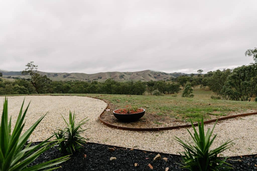 Murrindindi Executive Retreat | 415 Ti Tree Creek Rd, Yea VIC 3717, Australia | Phone: 0419 884 784