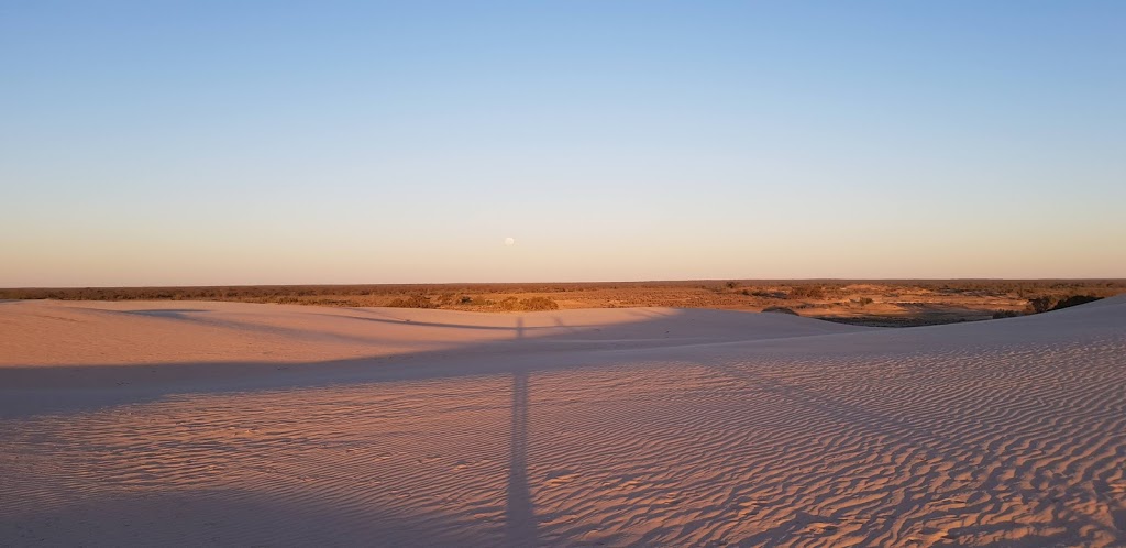 Mungo National Park Tours - Outback Geo Adventures | 126 Ballandella St, Balranald NSW 2715, Australia | Phone: 0407 267 087