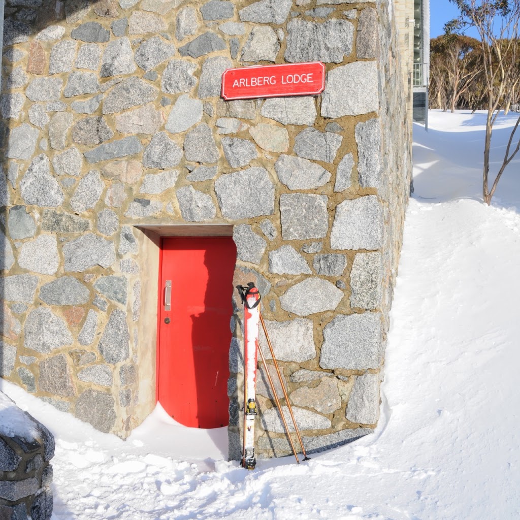 Arlberg Lodge | LOT 26 Kosciuszko Rd, Charlotte Pass NSW 2624, Australia | Phone: 1800 449 141