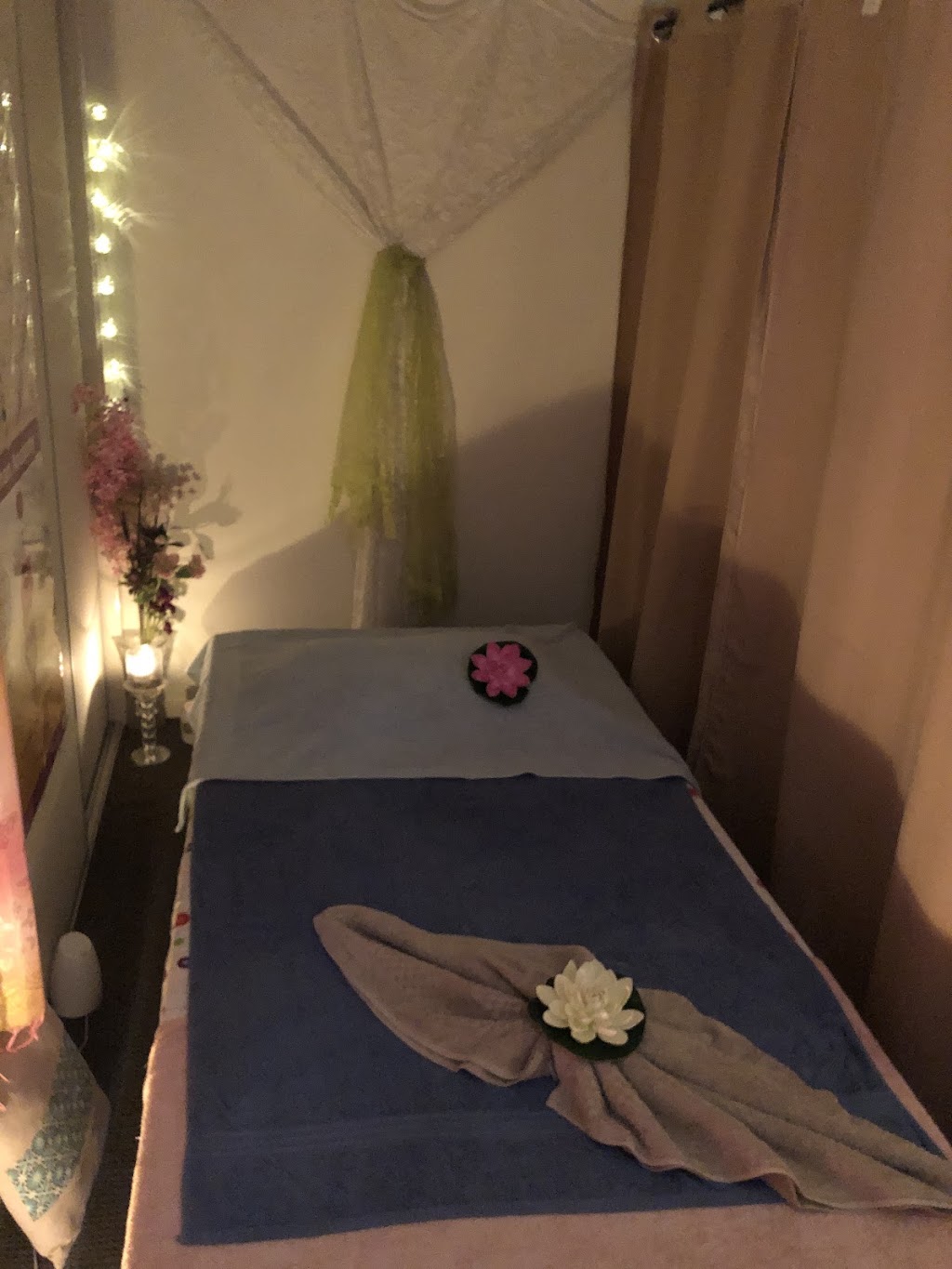Aroma Thai Oil Massage | 17 Song Cl, Andergrove QLD 4740, Australia | Phone: 0408 086 936