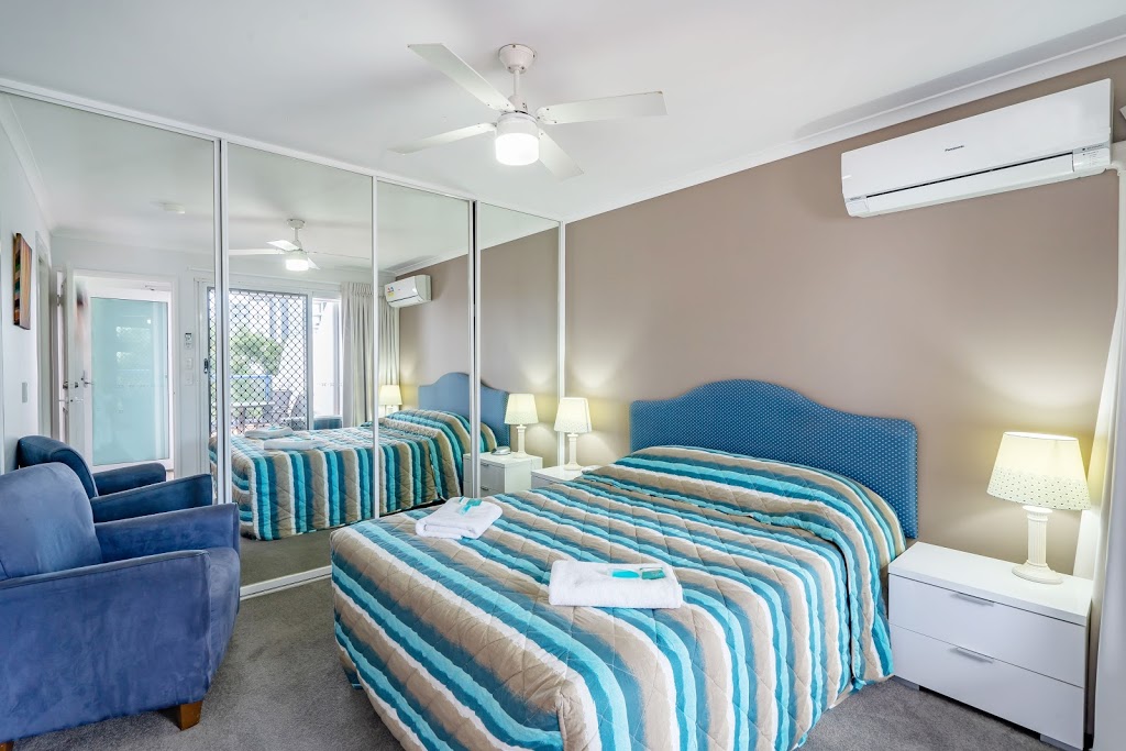 Surfers Beach Resort One | lodging | 199 Surf Parade, Surfers Paradise QLD 4217, Australia | 0755703422 OR +61 7 5570 3422