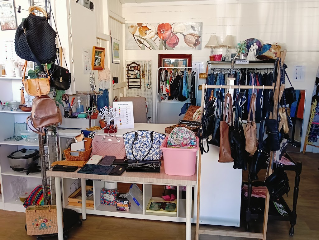 Forget Me Not, Thrift Shop | 2/1-3 Walters St, Lowood QLD 4311, Australia | Phone: 0421 787 104