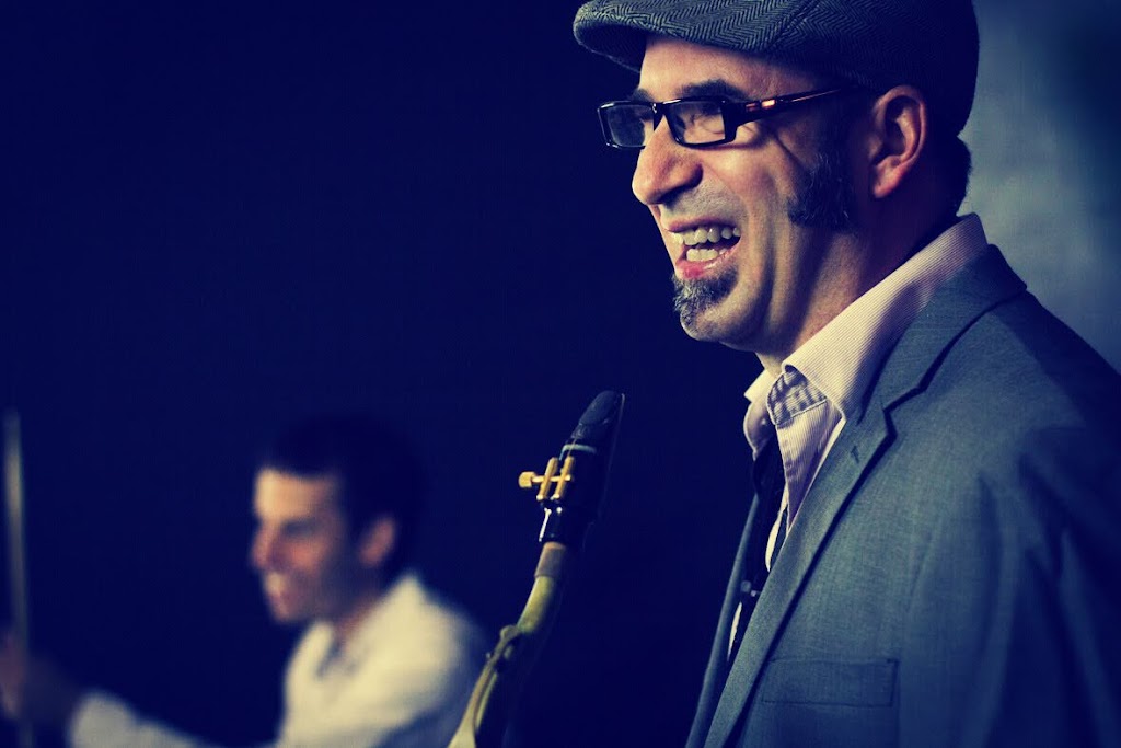 Brazilian Jazz Lounge: Music for Weddings and Events | 18 Darcey Ave, Cumbalum NSW 2478, Australia | Phone: 0413 598 320