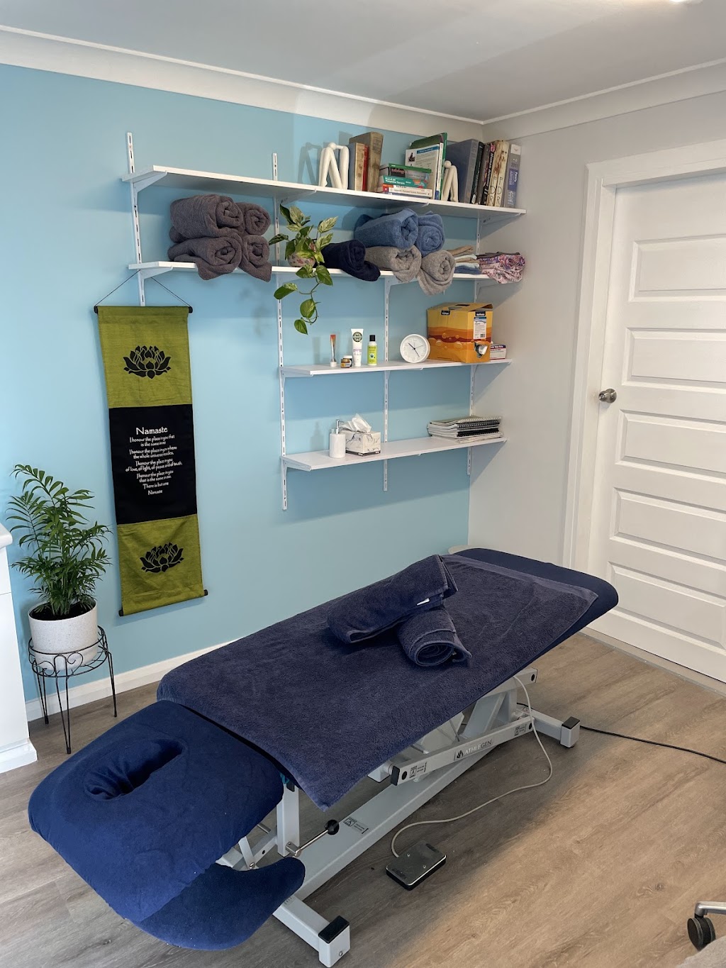 Lake Osteopathy | 16 Express Cct, Marmong Point NSW 2284, Australia | Phone: 0405 989 072
