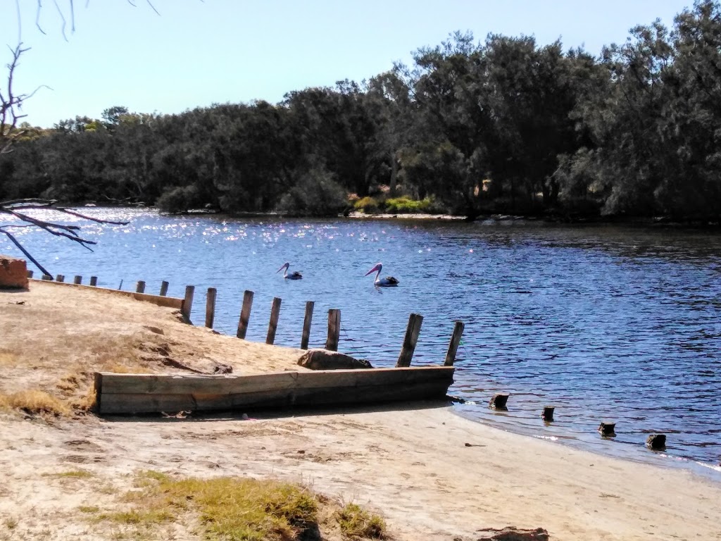 car park Serpentine river / Pinjarra rd | parking | Furnissdale WA 6209, Australia