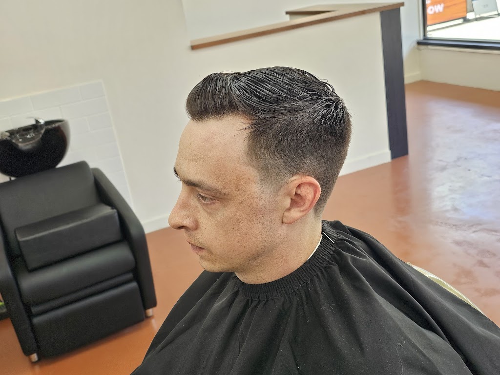 Two Betts Barbershop | 5 Coliseum Walk, Ballarat Central VIC 3350, Australia | Phone: 0491 172 825