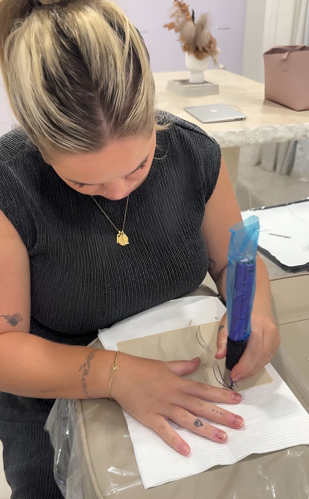 House of Brows | G03/7 Russell St, Corrimal NSW 2518, Australia | Phone: 0447 388 209