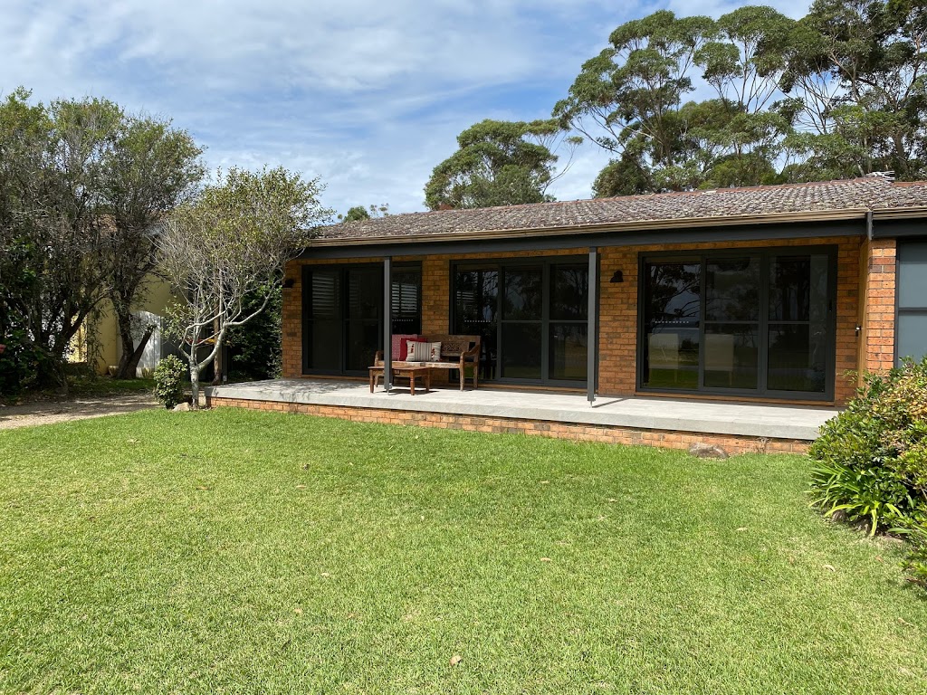 Elysian Home Stay | lodging | 47 Bannister Head Rd, Mollymook Beach NSW 2539, Australia | 0450443821 OR +61 450 443 821