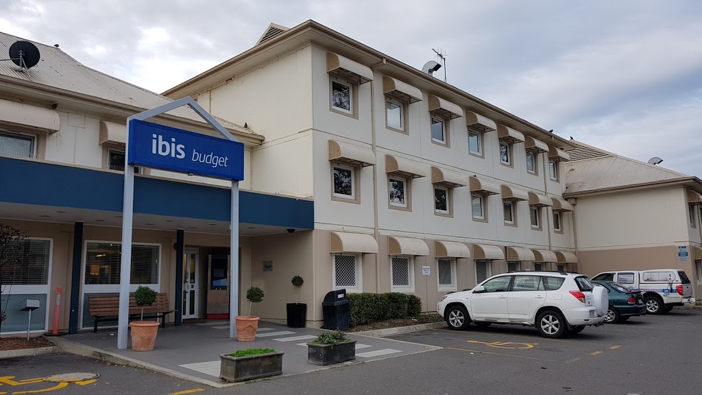 ibis budget Canberra | lodging | 15 Tay Street, Antill Street, Watson ACT 2602, Australia | 0262539020 OR +61 2 6253 9020