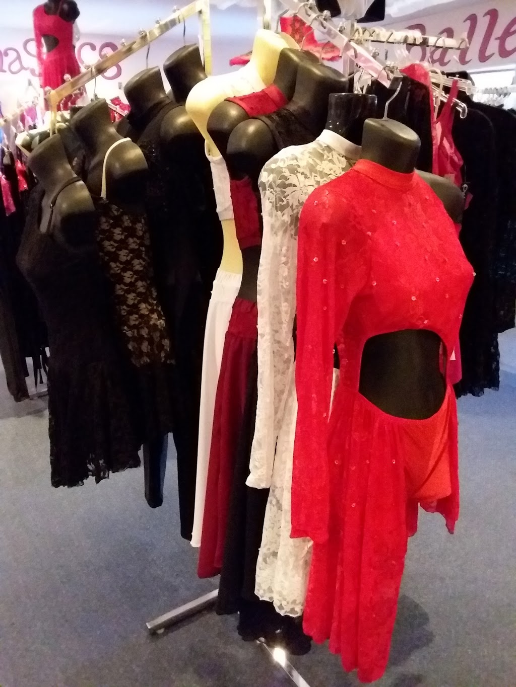 Obsessions Dancewear and Accessories | 3/1 Binley Pl, Maddington WA 6109, Australia | Phone: (08) 9493 4408