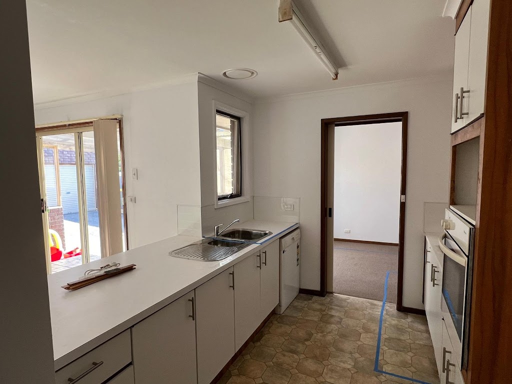 Dream Home Painting And Renovating Pty Ltd | 104 Tanner St, Breakwater VIC 3219, Australia | Phone: 0402 230 021