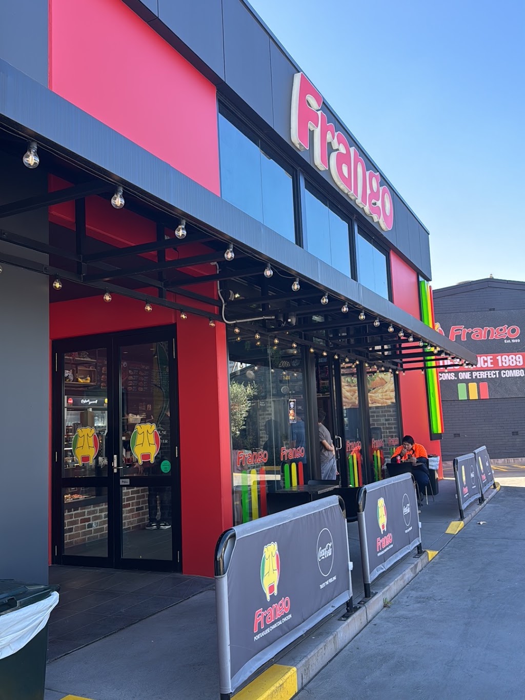 Frango Fairfield East | 746 Woodville Rd, Fairfield East NSW 2165, Australia | Phone: (02) 9727 9216