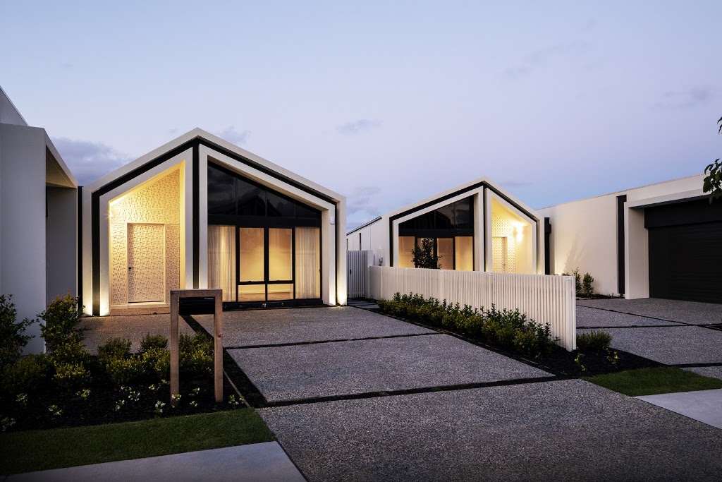 The Lakes | Hooker Blvd & Lakeview Blvd, Mermaid Waters QLD 4218, Australia | Phone: 1300 577 071