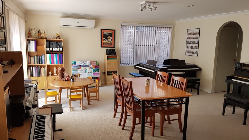 Green Point Piano Studio | electronics store | Dalgety Cres, Green Point NSW 2251, Australia | 0243652275 OR +61 2 4365 2275