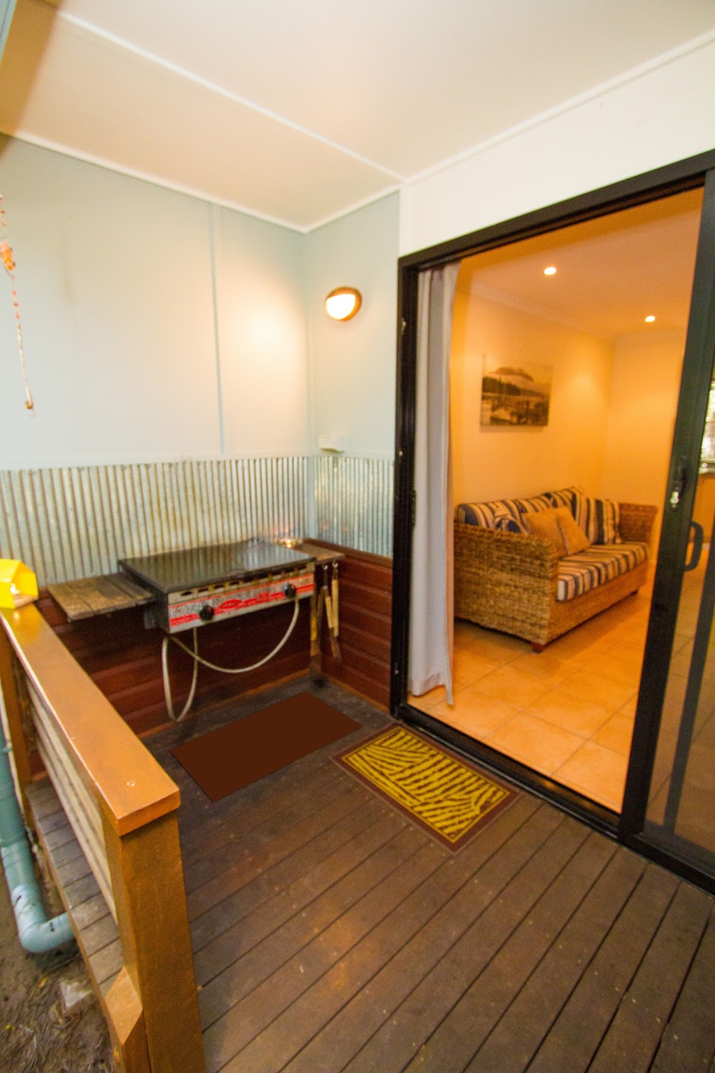 Sunbird Gardens Accommodation | lodging | 27 Joseph Banks Blvd, Agnes Water QLD 4677, Australia | 0749747245 OR +61 7 4974 7245