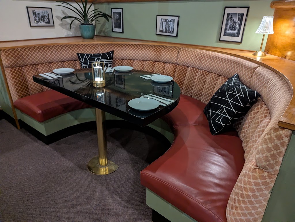 Rewind Dine | Rewind Dine Entrance, 44 Maitland Rd, Singleton NSW 2330, Australia | Phone: 0433 883 804