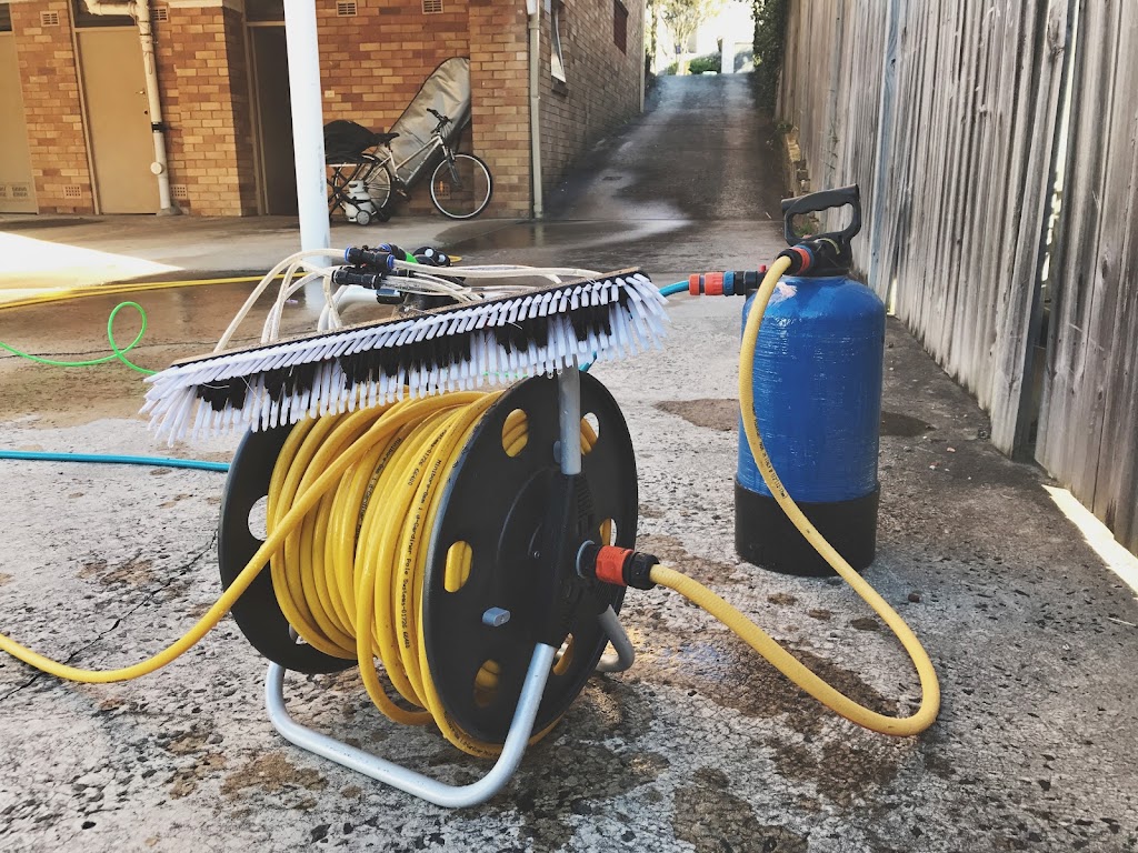 Swell Window Cleaning | 203 Alfred St, Cromer NSW 2099, Australia | Phone: 0423 494 215