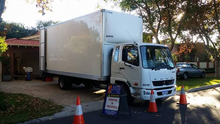Complete Removals and Storage | moving company | 25 Fairfield Gardens, Canning Vale WA 6155, Australia | 0892562999 OR +61 8 9256 2999