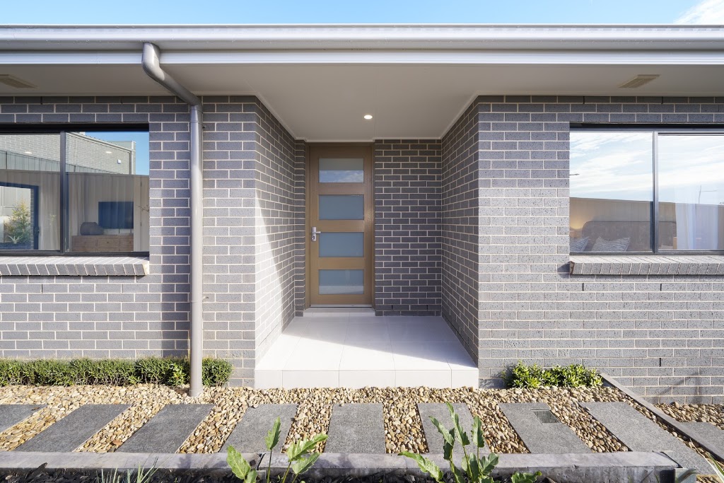 Masterton Homes - Figtree Hill Stockland | 16 Bunyip Ave, Gilead NSW 2560, Australia | Phone: 1300 446 637