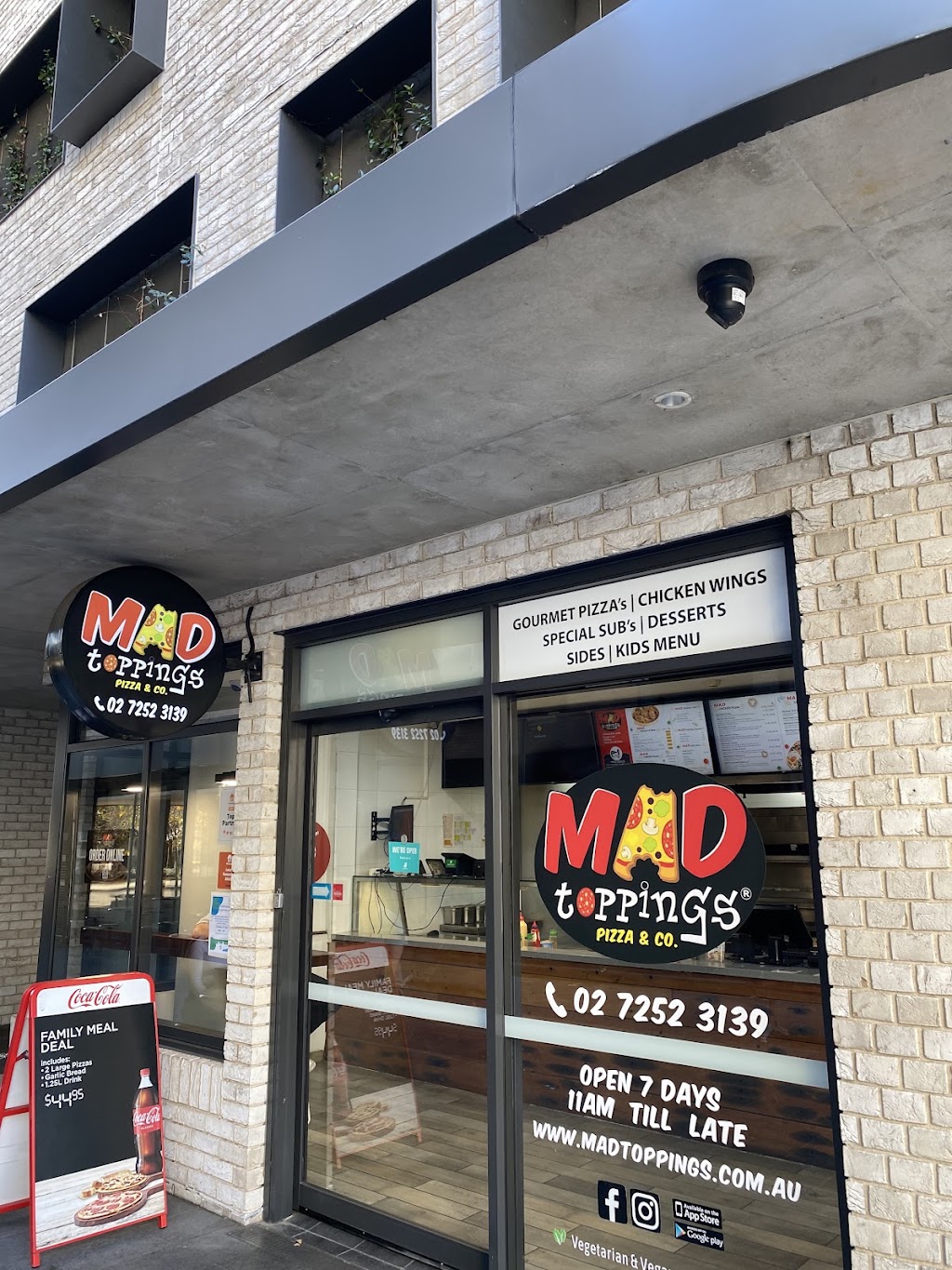 MAD Toppings Penrith | SHOP 4/91 Lord Sheffield Cct, Penrith NSW 2750, Australia | Phone: (02) 7252 3139