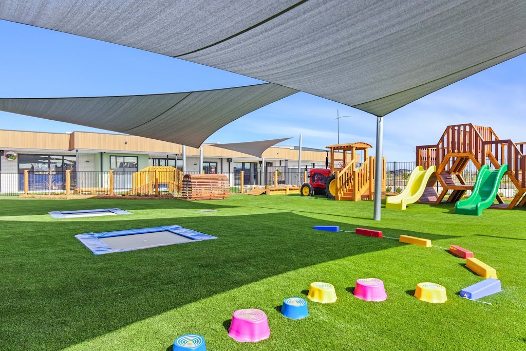 Aspire Childcare Centre - Deanside |  | 100 Sinclairs Rd, Plumpton VIC 3335, Australia | 0387642057 OR +61 3 8764 2057