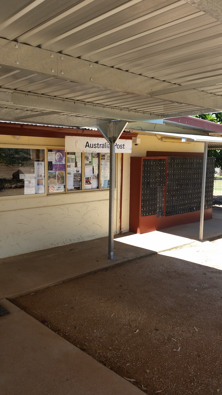 Australia Post - Sapphire LPO | post office | 988 Sapphire Rubyvale Road, Sapphire QLD 4702, Australia | 0749854140 OR +61 7 4985 4140