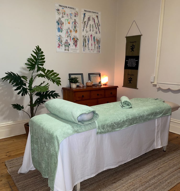 La Femme Massage & Healing | 483 Military Rd, Largs Bay SA 5016, Australia | Phone: 0416 289 645