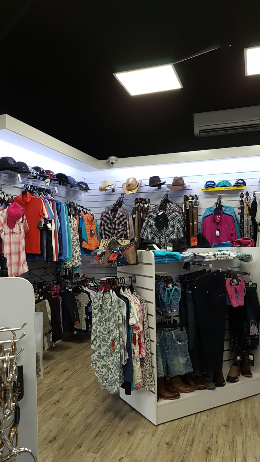 Herdz - Horse and Rider | store | Unit 13 - Lifestyle Centre, 225 Mt Glorious Road, Samford Valley QLD 4520, Australia | 0732891862 OR +61 7 3289 1862