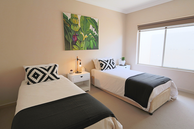 Blue Bay Beach House Robe | lodging | 1 Shipard Ct, Robe SA 5276, Australia | 0403578382 OR +61 403 578 382