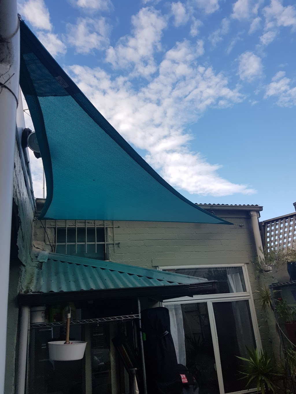 diyshadesails.net.au | 3/80 Ebbern St, Darra QLD 4076, Australia | Phone: 0419 771 042