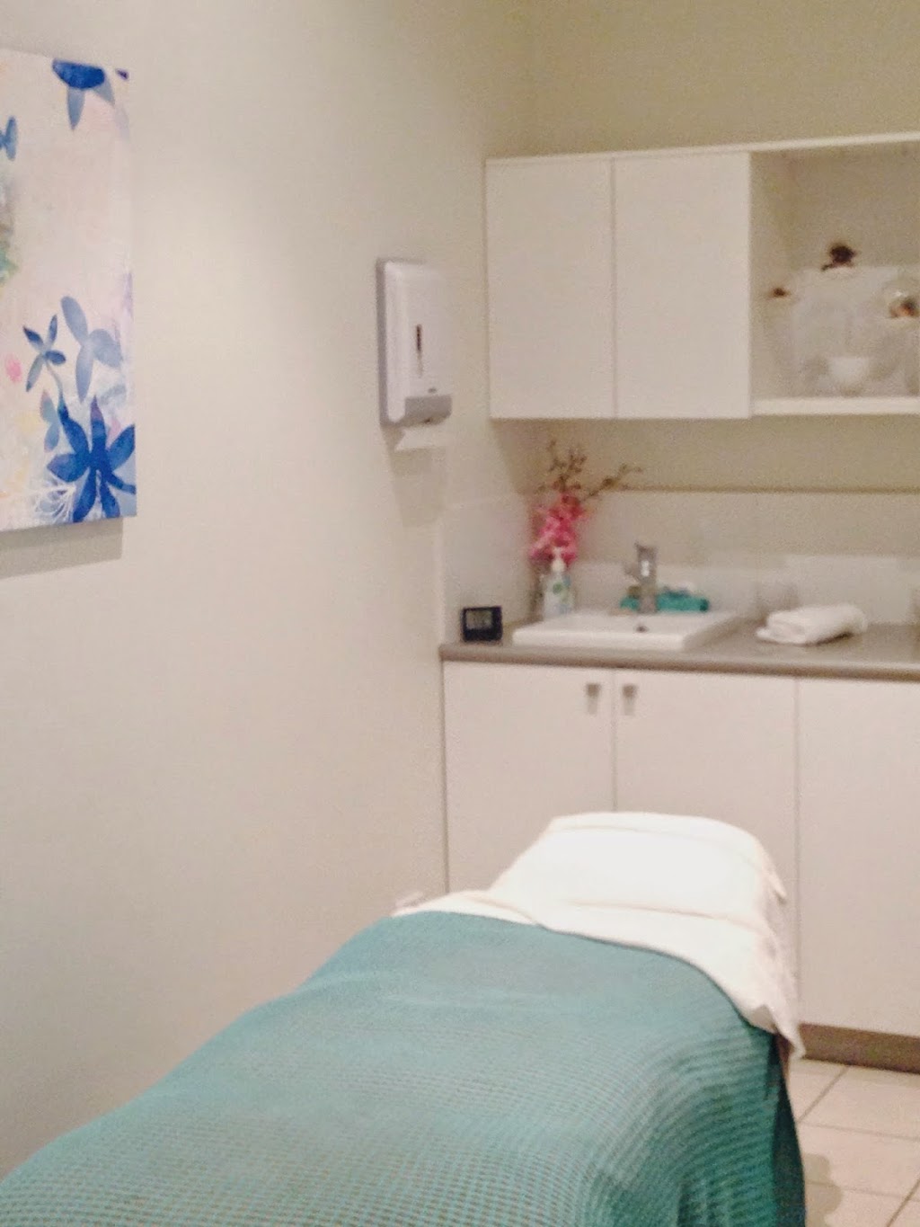 Natspa - Clinical Skin, Health & Beauty | spa | 29 Woodland St, Essendon VIC 3040, Australia | 0393742664 OR +61 3 9374 2664