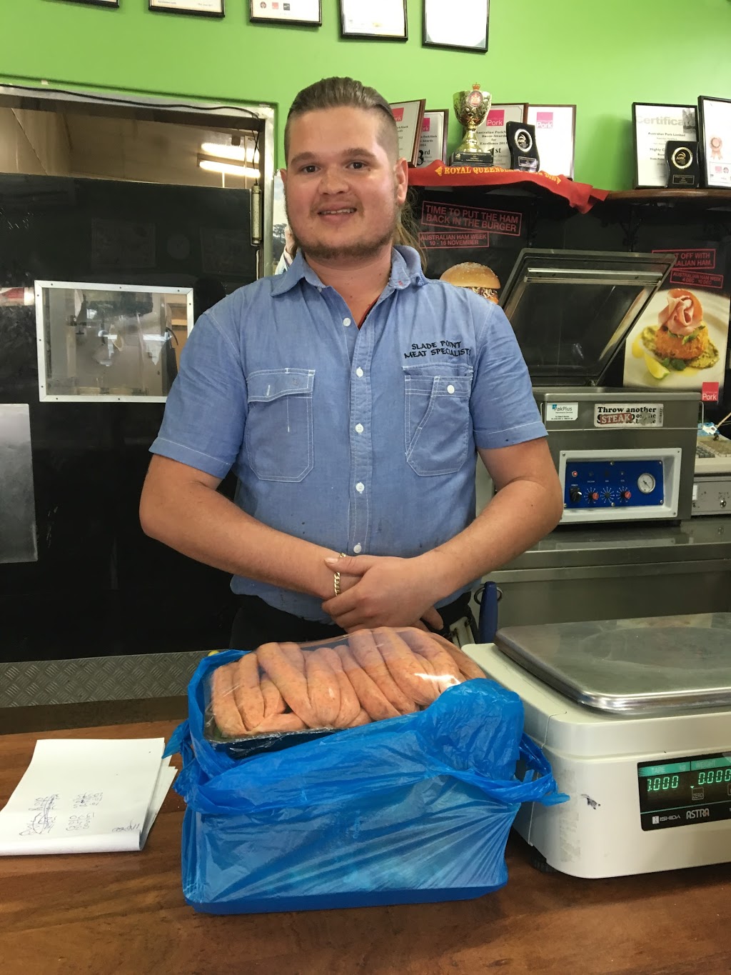Slade Point Meat Specialist | store | 360 Slade Point Rd, Slade Point QLD 4740, Australia | 0749551009 OR +61 7 4955 1009