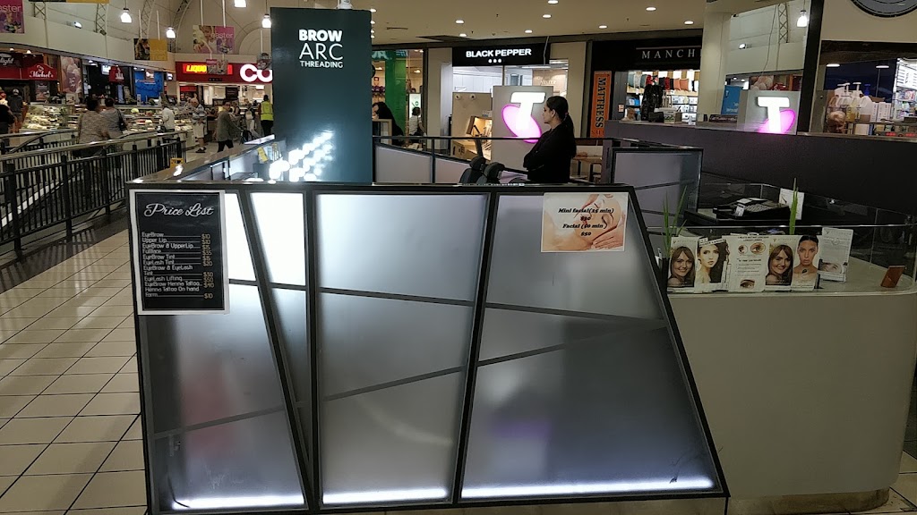 Brow arc threading | Warringal Shopping Centre, 56 Burgundy St, Heidelberg VIC 3084, Australia | Phone: 0415 469 594